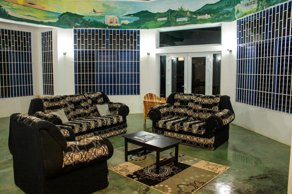 Sunshine Lodge: Your Home Away From Home Montego Bay Exterior foto